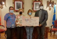 El Ayuntamiento entrega a Cáritas la recaudación del Día del Turismo